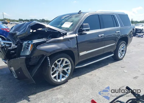 2018 Cadillac Escalade Luxury из США, поврежденный, VIN 1GYS3BKJ4JR247594